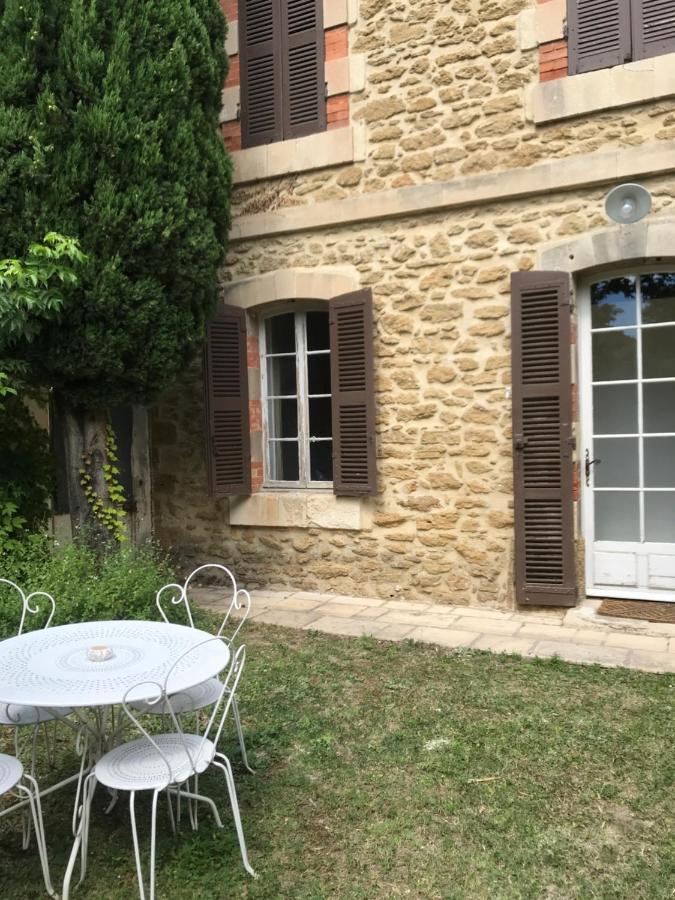 סורג Location Studio Meuble Avec Jardin מראה חיצוני תמונה